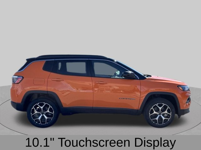 New 2026 Jeep Compass Latitude AWD/4WD image 7
