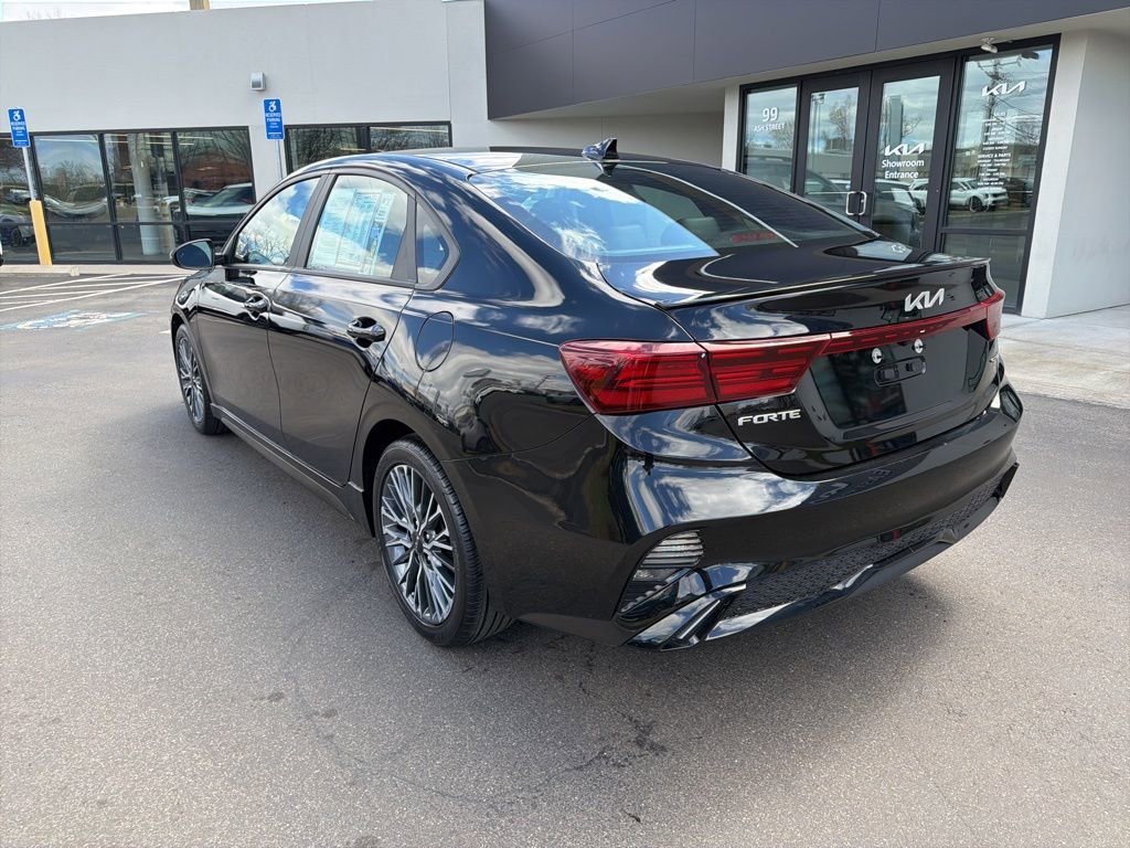Certified 2023 Kia Forte GT-Line image 8