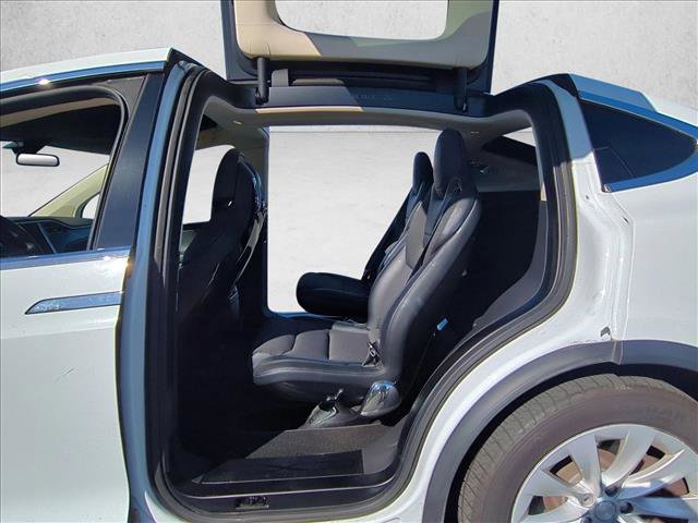 Used 2016 Tesla Model X 75D image 20