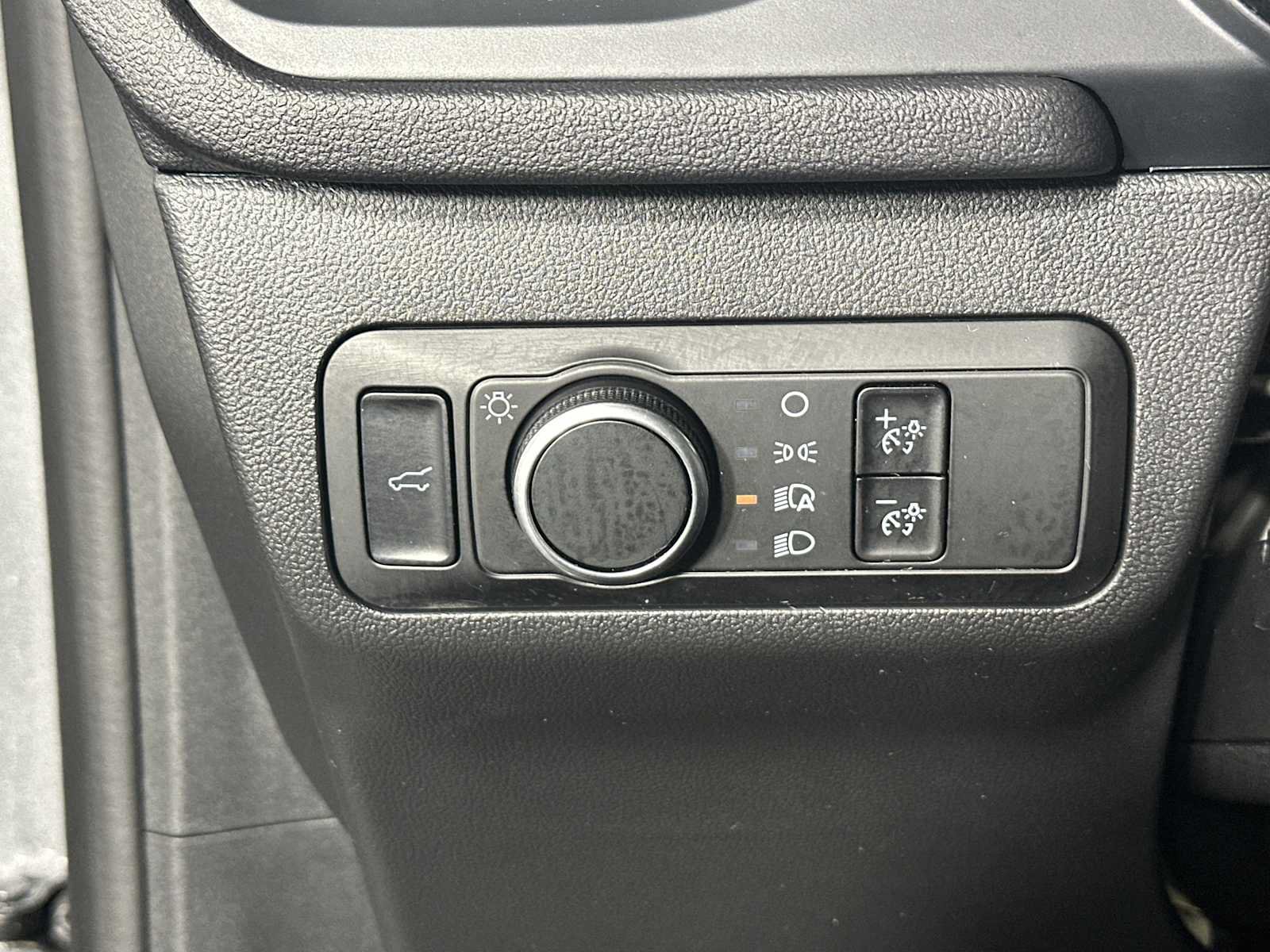 Used 2025 Ford Escape ST-Line w/ Tech Pack #1 FWD image 27