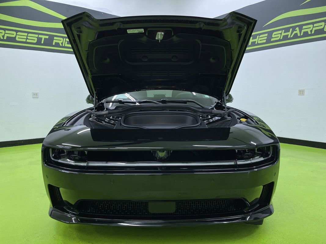 Used 2024 Dodge Charger R/T w/ Plus Group image 4