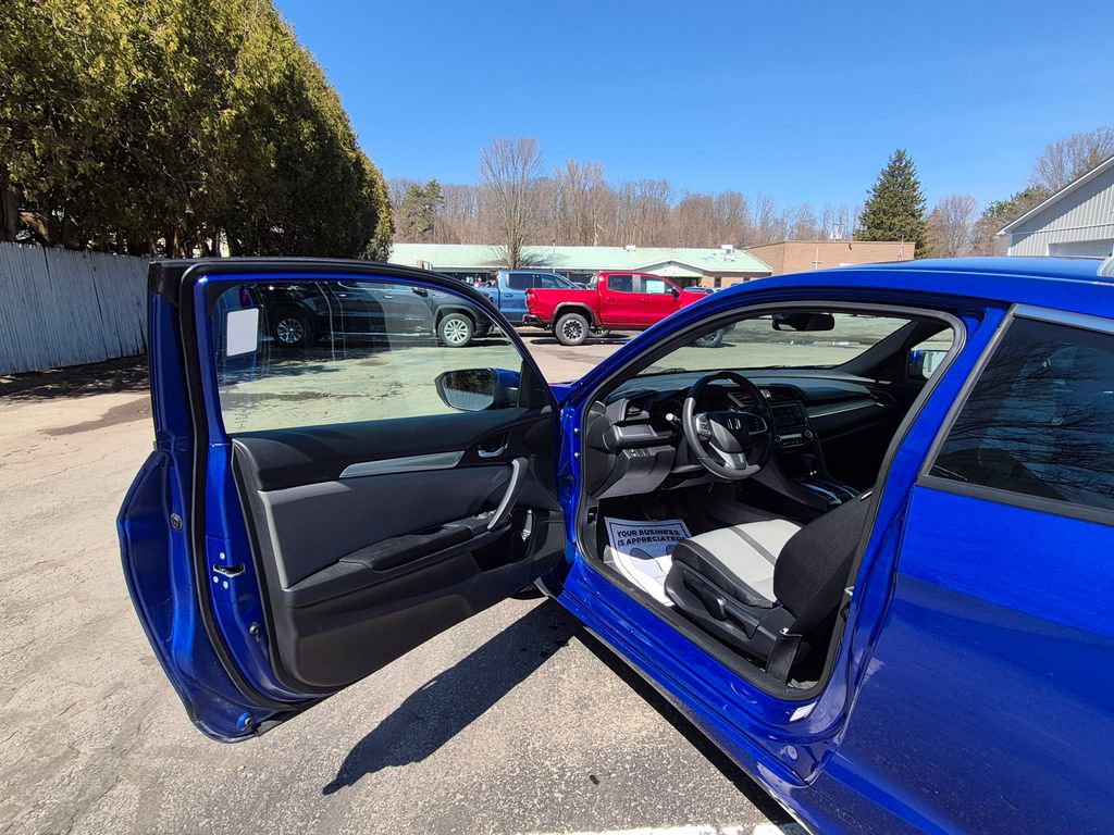 Used 2018 Honda Civic LX image 9