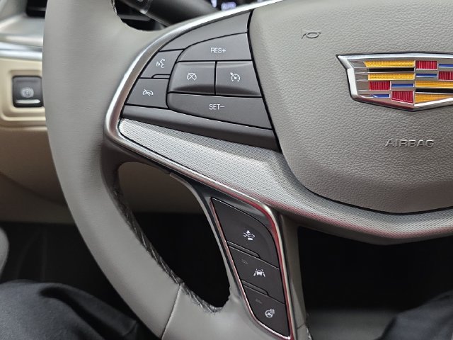 New 2026 Cadillac XT5 Premium Luxury w/ Driver Assist Package AWD/4WD image 13