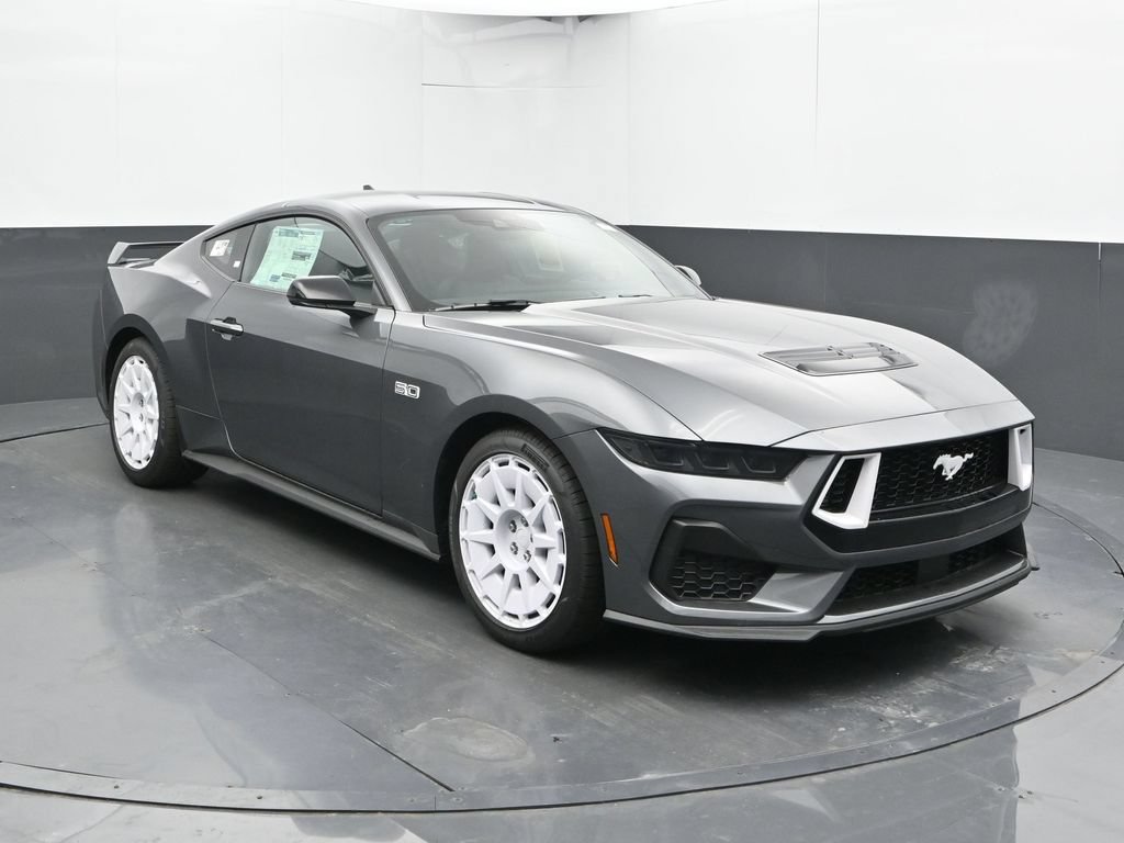 New 2026 Ford Mustang GT Premium w/ GT Performance Package RWD image 5