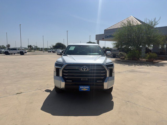 Used 2024 Toyota Tundra Limited w/ Power Package AWD/4WD image 2