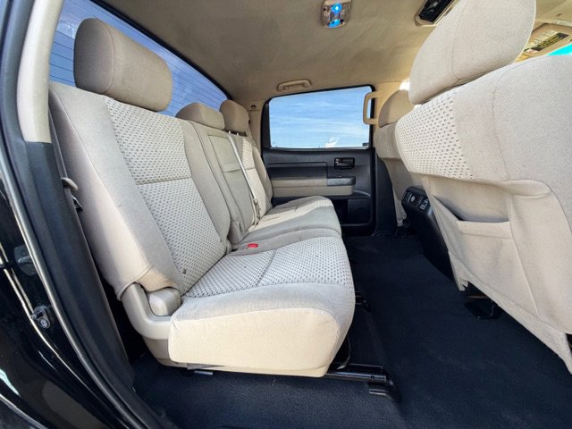 Used 2012 Toyota Tundra SR5 w/ SR5 Pkg AWD/4WD image 9