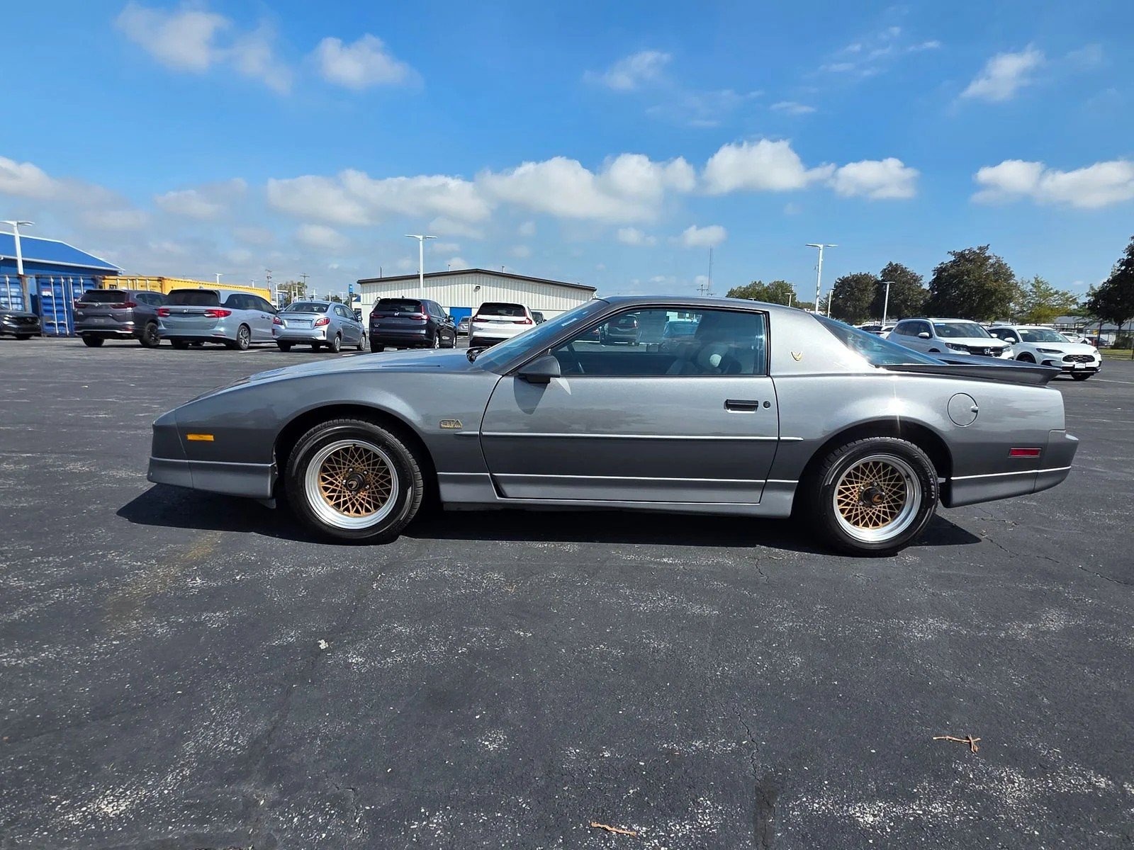 Used 1987 Pontiac Firebird Trans Am RWD image 32