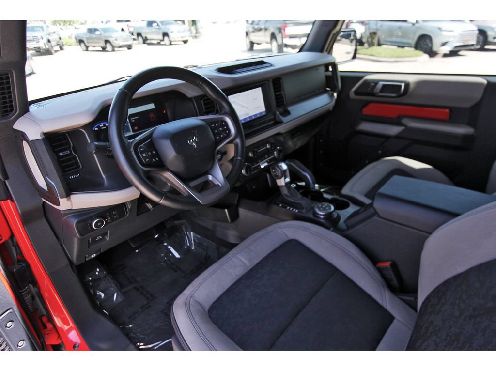 Used 2022 Ford Bronco 2-Door AWD/4WD image 15