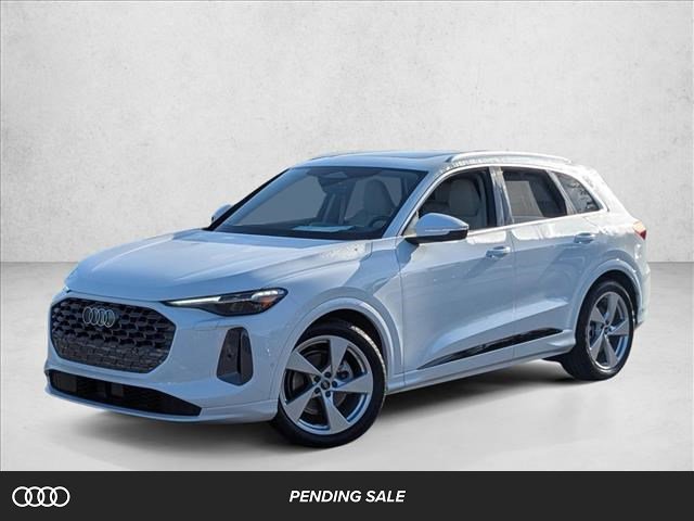 New 2025 Audi Q5 Prestige image 1