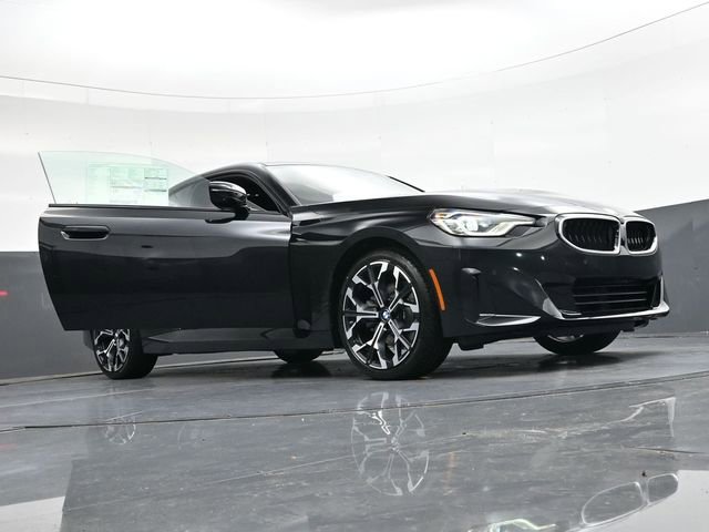 New 2025 BMW 230i xDrive Coupe w/ Premium Package image 40