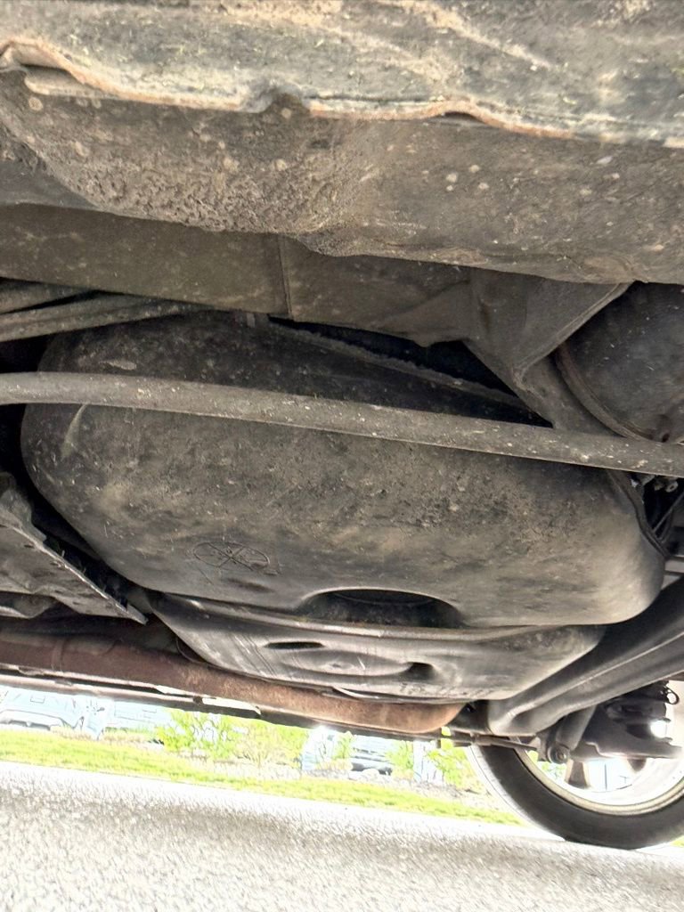 Used 2013 Hyundai Elantra Limited FWD image 23