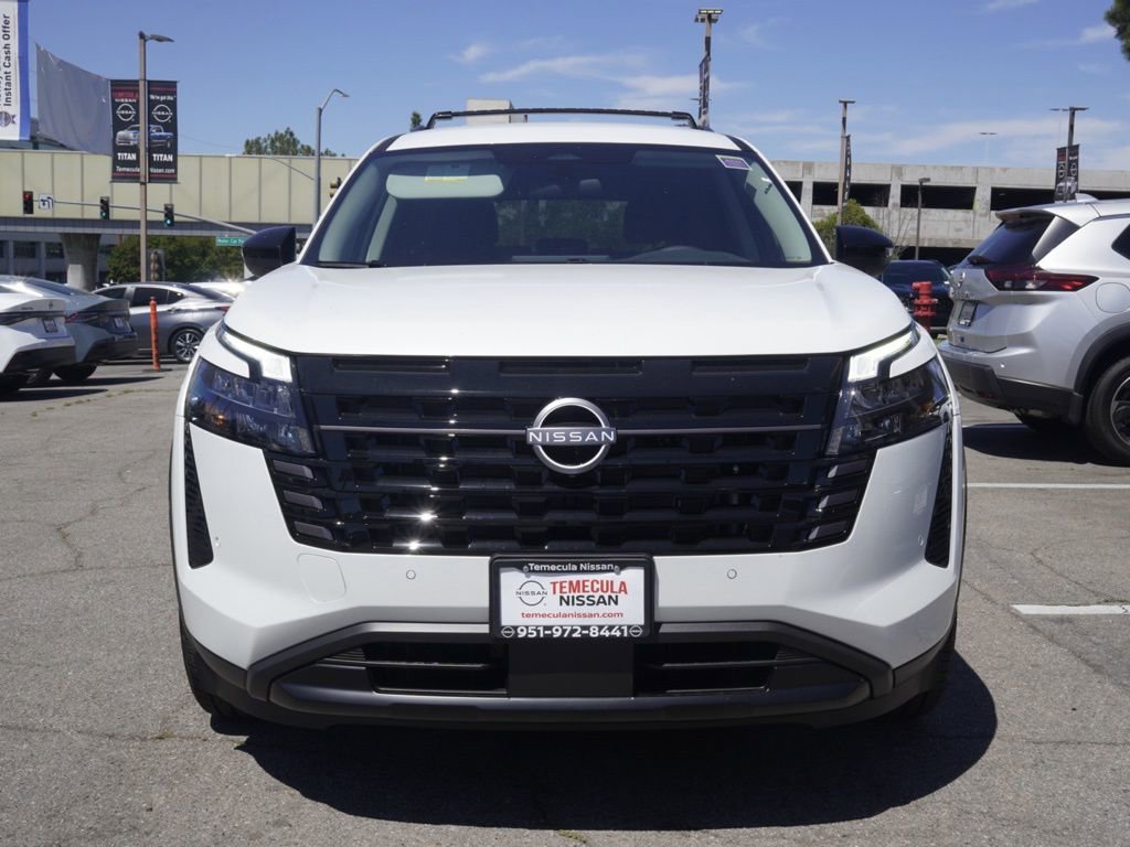 New 2026 Nissan Pathfinder SV image 7