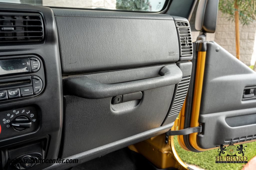 Used 2003 Jeep Wrangler Rubicon AWD/4WD image 24