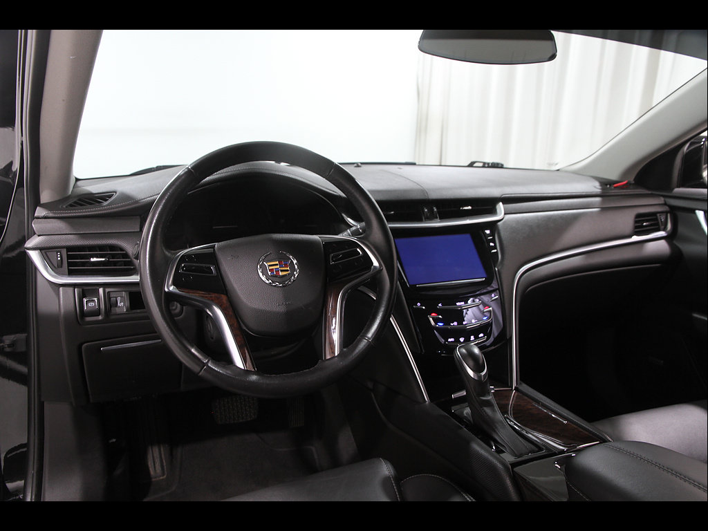 Used 2014 Cadillac XTS FWD image 6