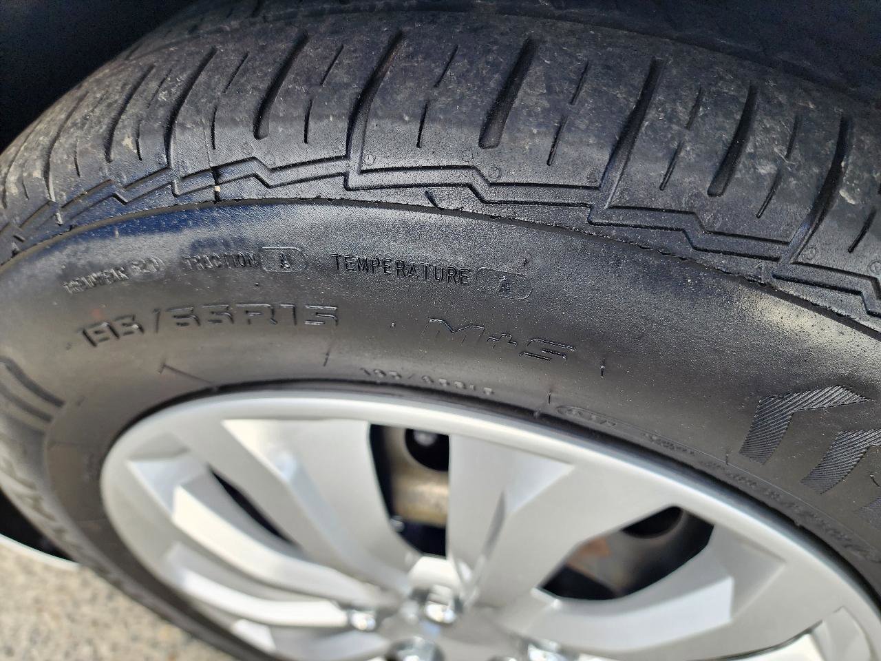 Used 2019 Hyundai Elantra SE w/ Cargo Package image 34