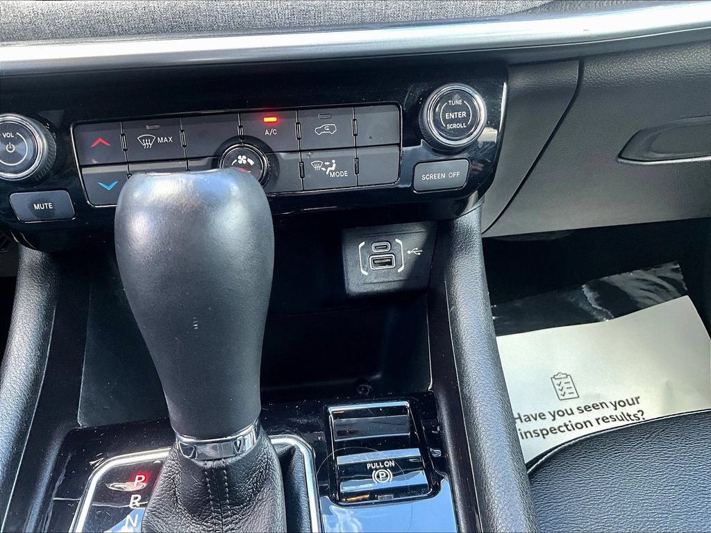 Used 2024 Jeep Compass Latitude AWD/4WD image 15