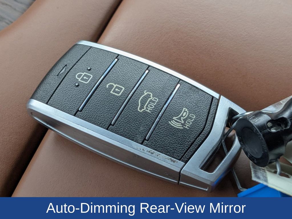 Used 2021 Genesis G90 3.3T Premium image 32