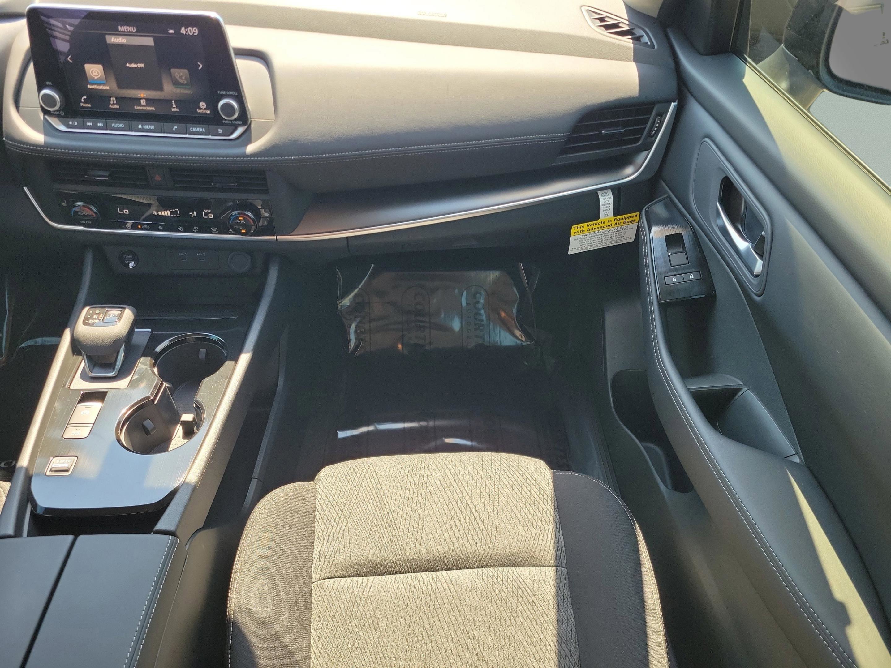 New 2026 Nissan Rogue SV w/ Cold Weather Package FWD image 16