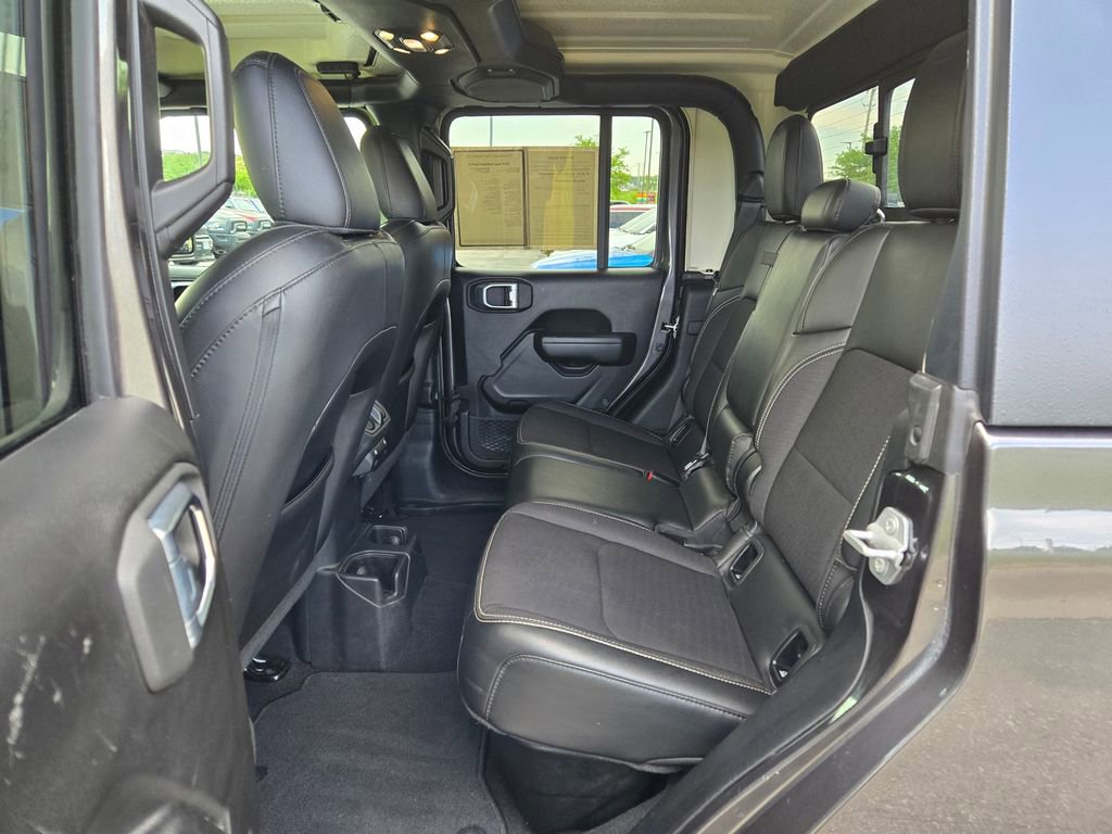 Used 2023 Jeep Gladiator Sport AWD/4WD image 30