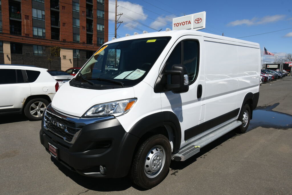 Used 2023 RAM ProMaster 2500 image 3
