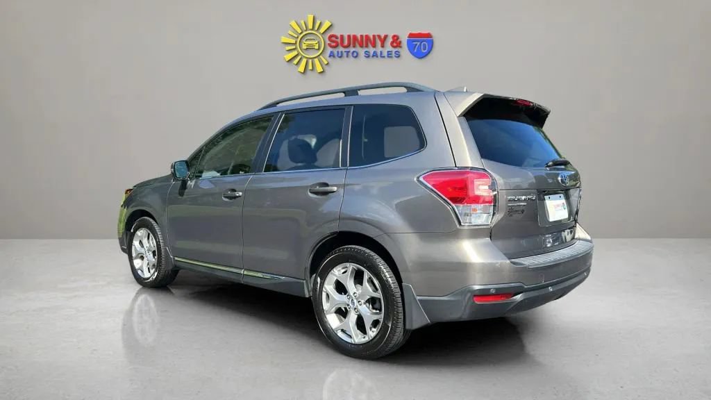 Used 2018 Subaru Forester 2.5i Touring AWD/4WD image 6
