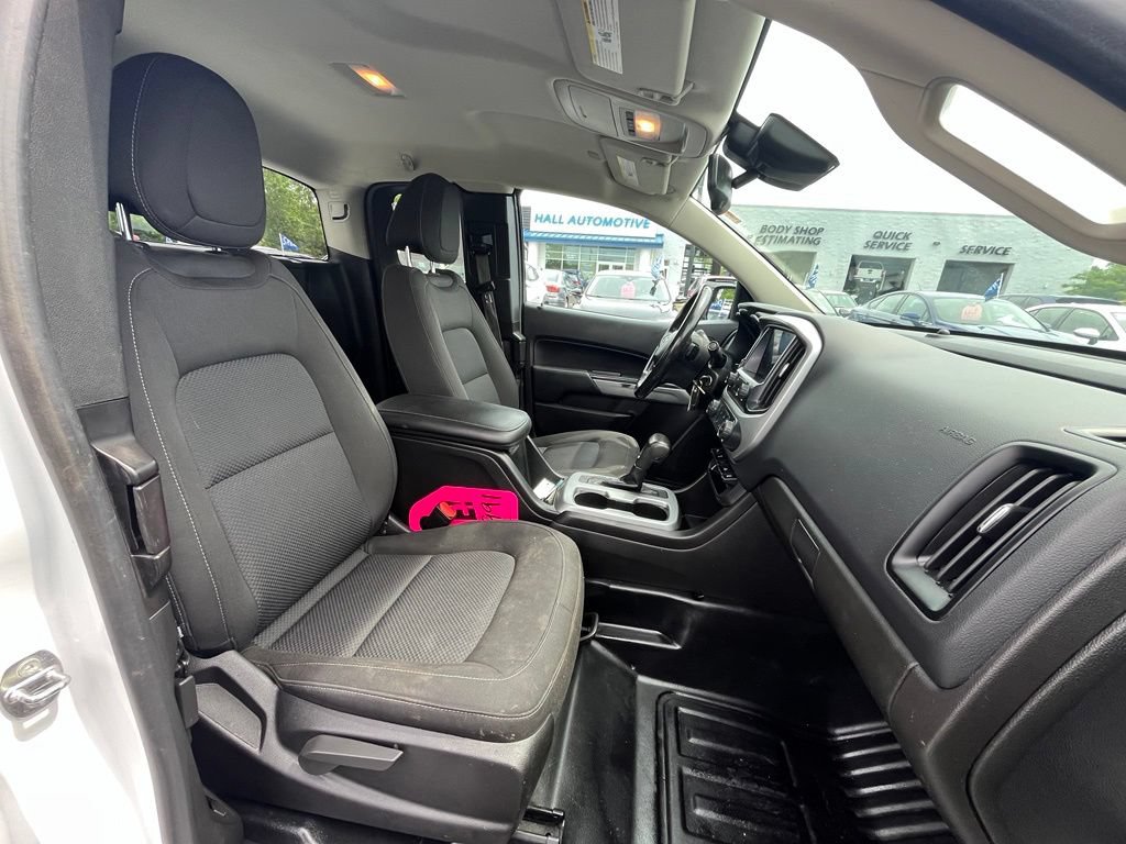 Used 2021 Chevrolet Colorado LT w/ Fleet Safety Package AWD/4WD image 12