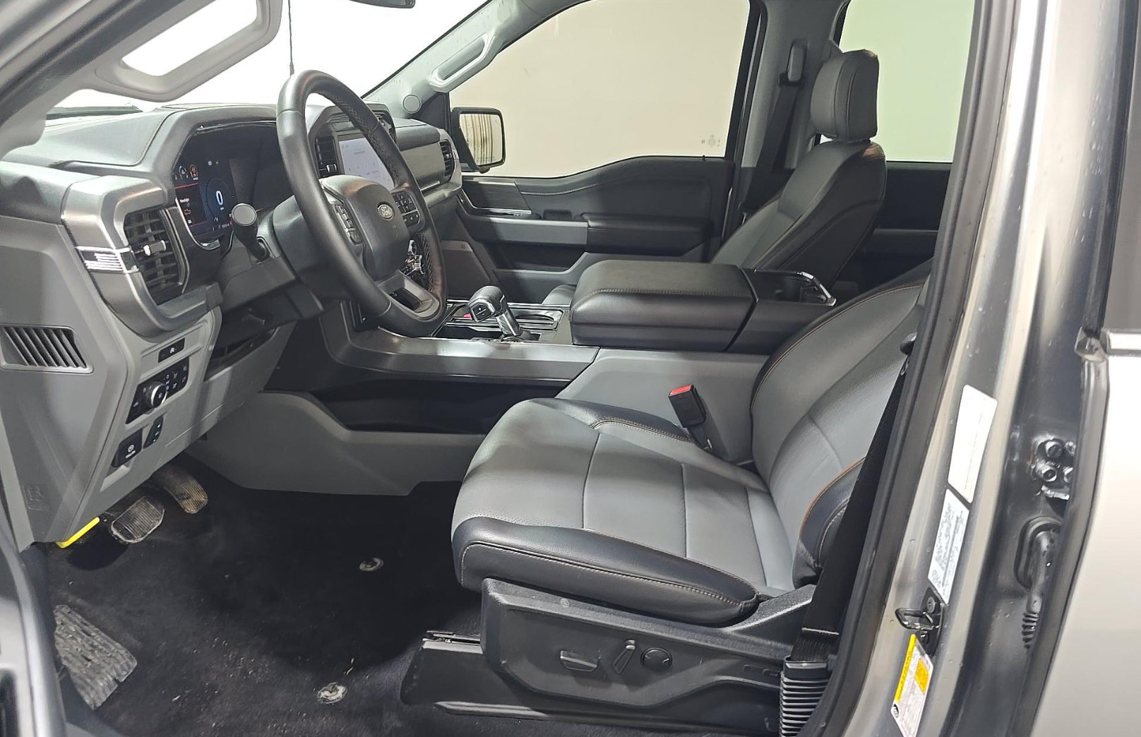 Used 2025 Ford F150 Lariat w/ Bed Utility Package AWD/4WD image 7