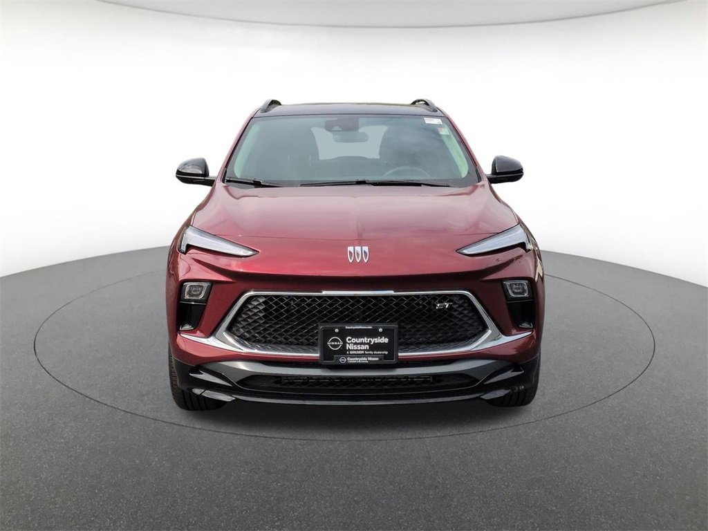 Used 2025 Buick Encore GX Sport Touring w/ Comfort Package image 2