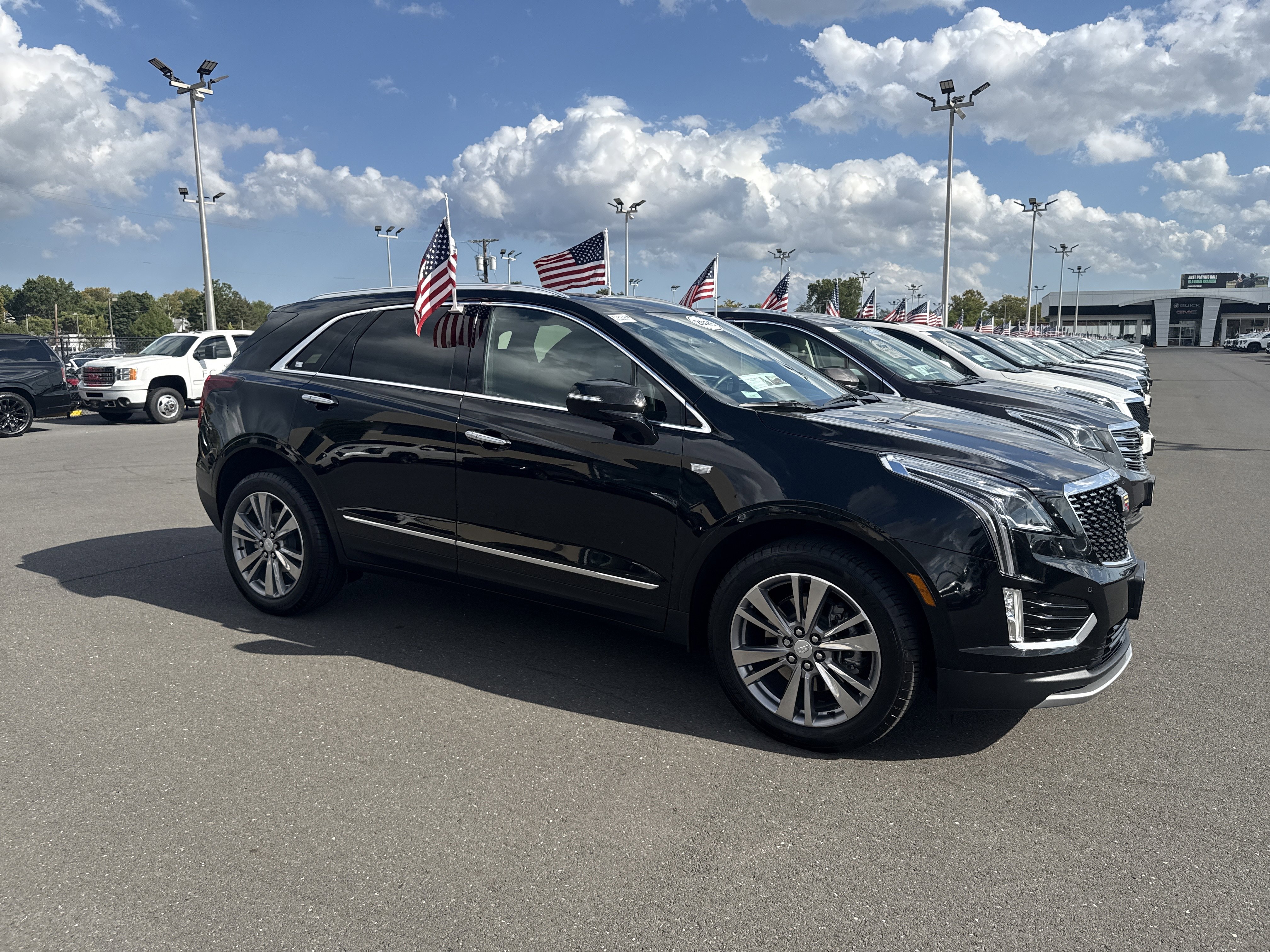 Used 2025 Cadillac XT5 Premium Luxury image 5