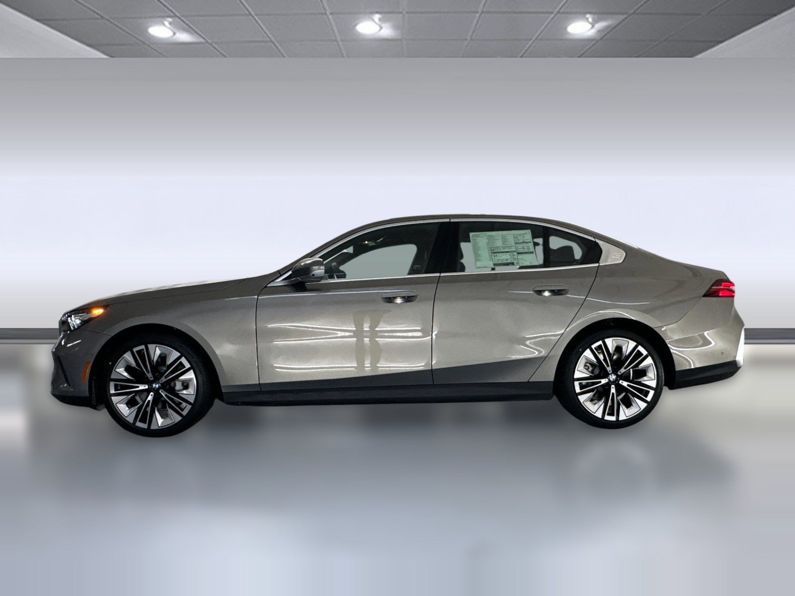 Used 2026 BMW 530i w/ Premium Package RWD image 2