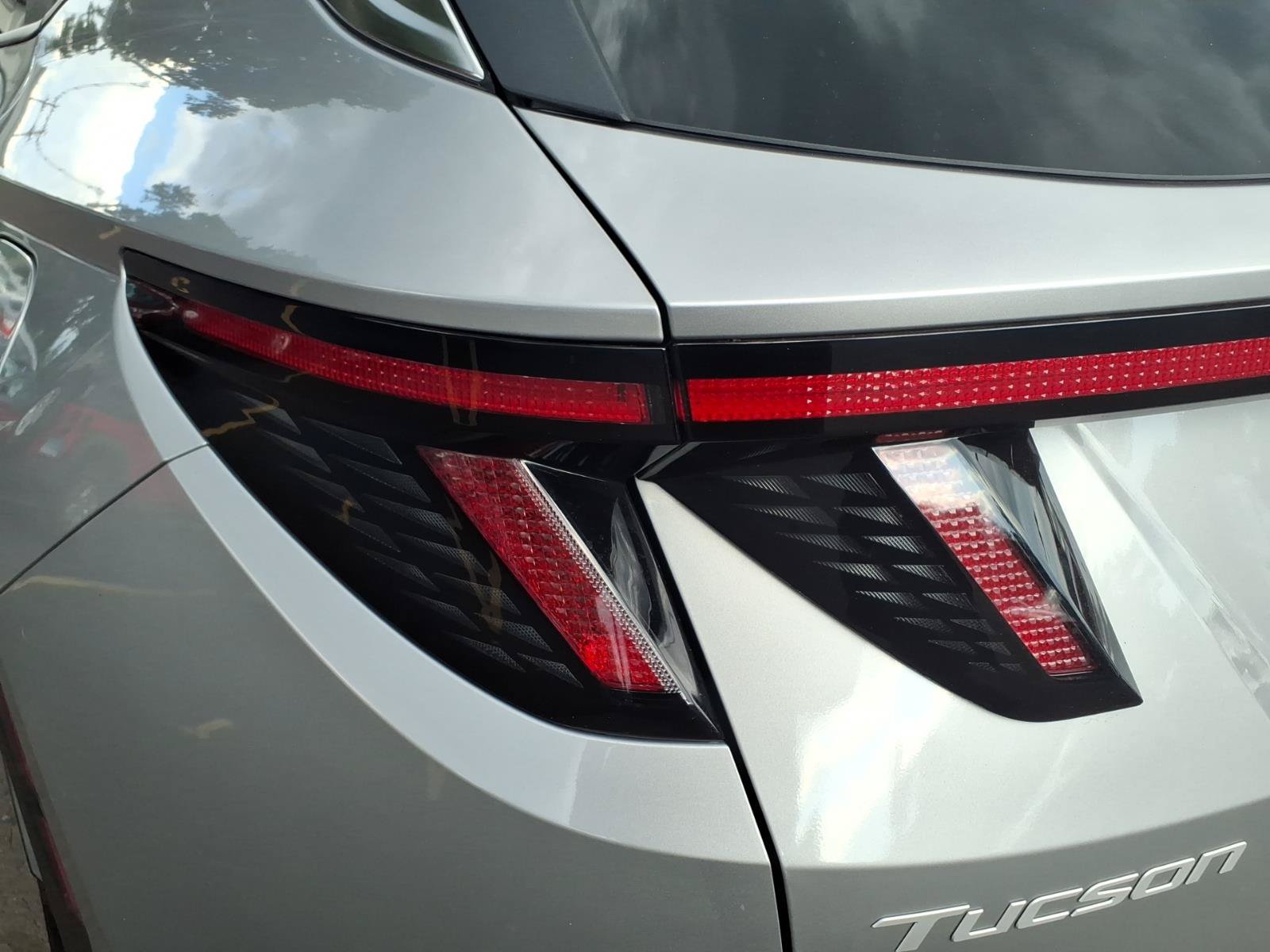 Certified 2025 Hyundai Tucson SEL AWD/4WD image 15