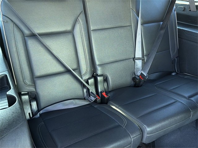 Used 2023 Chevrolet Suburban Premier image 38