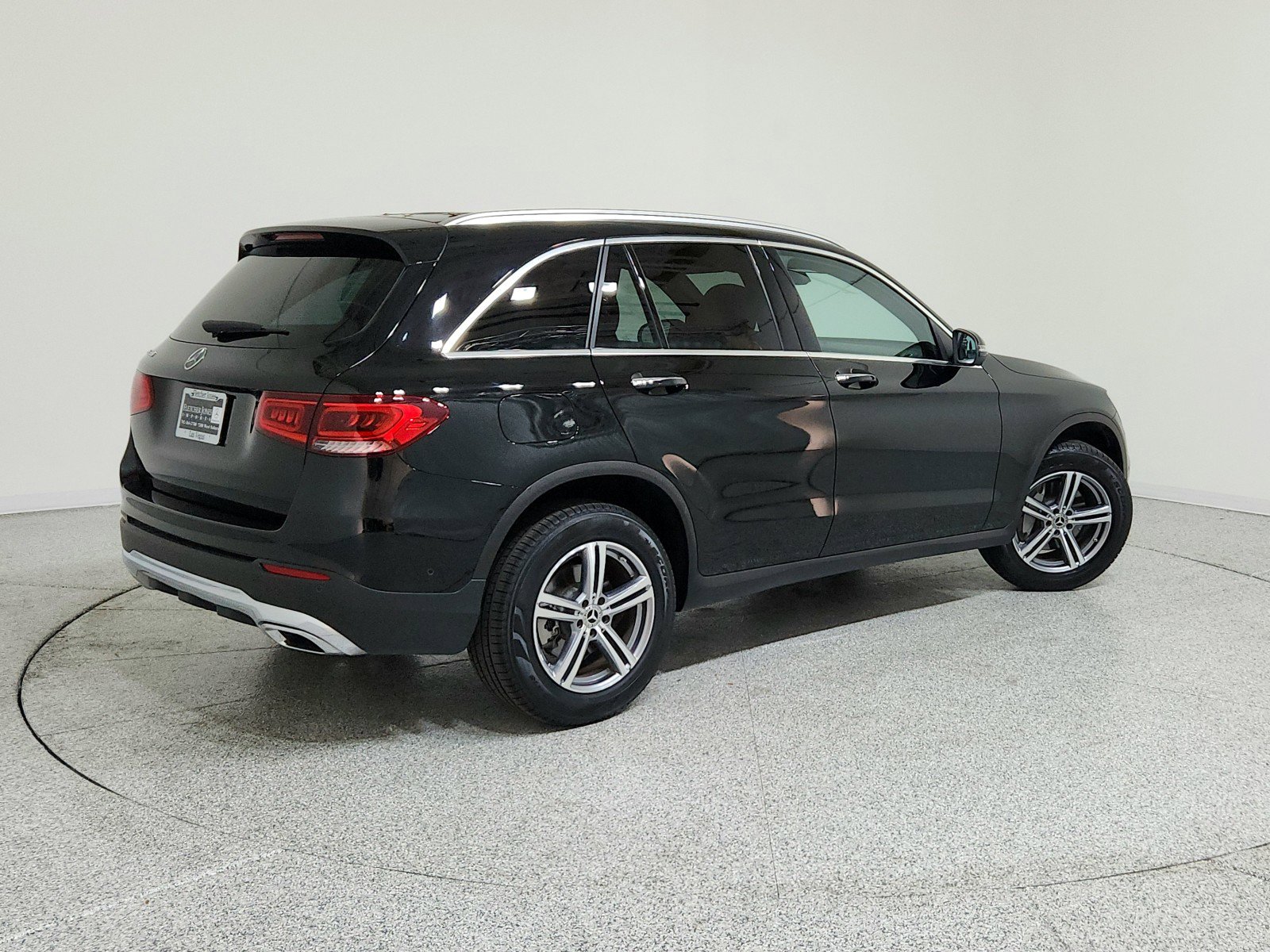 Certified 2022 Mercedes-Benz GLC 300 image 3