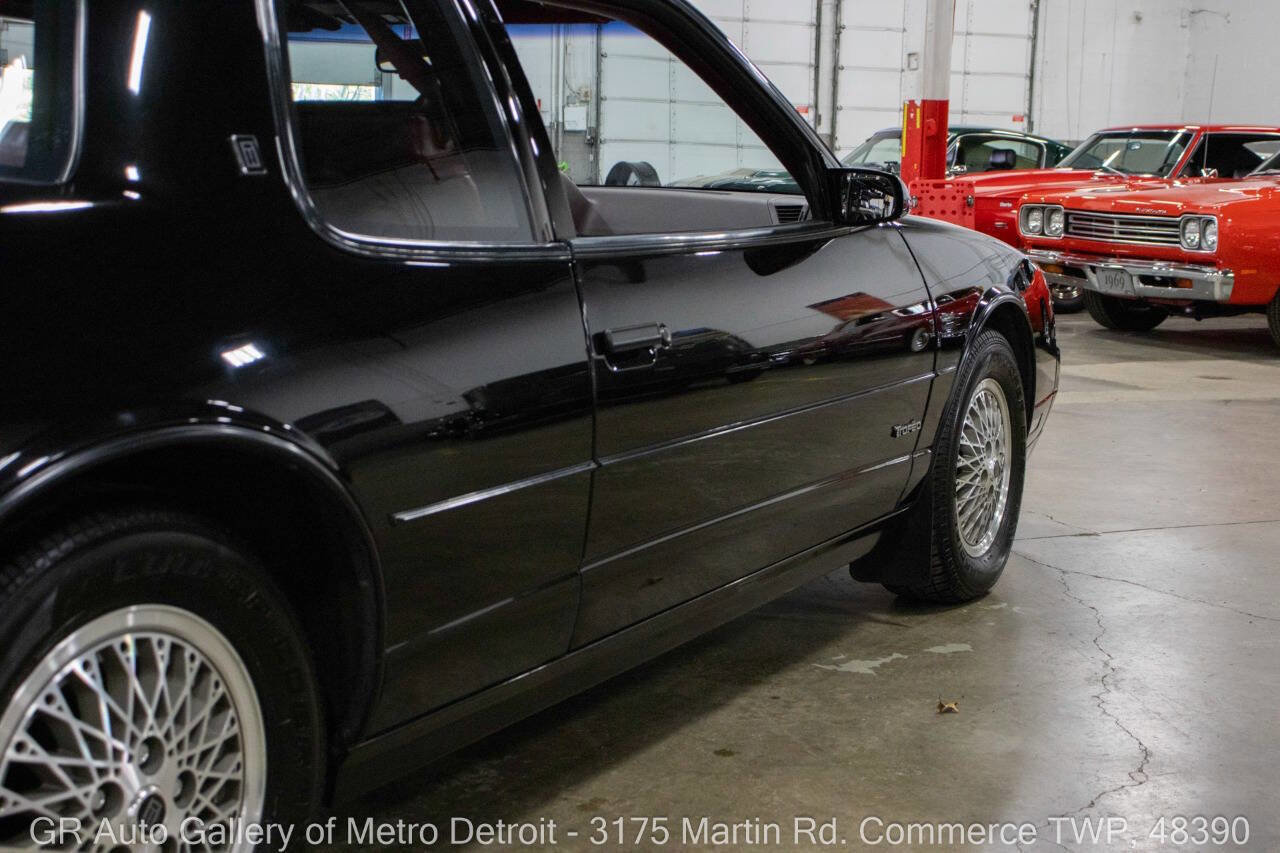 Used 1988 Oldsmobile Toronado Trofeo image 23