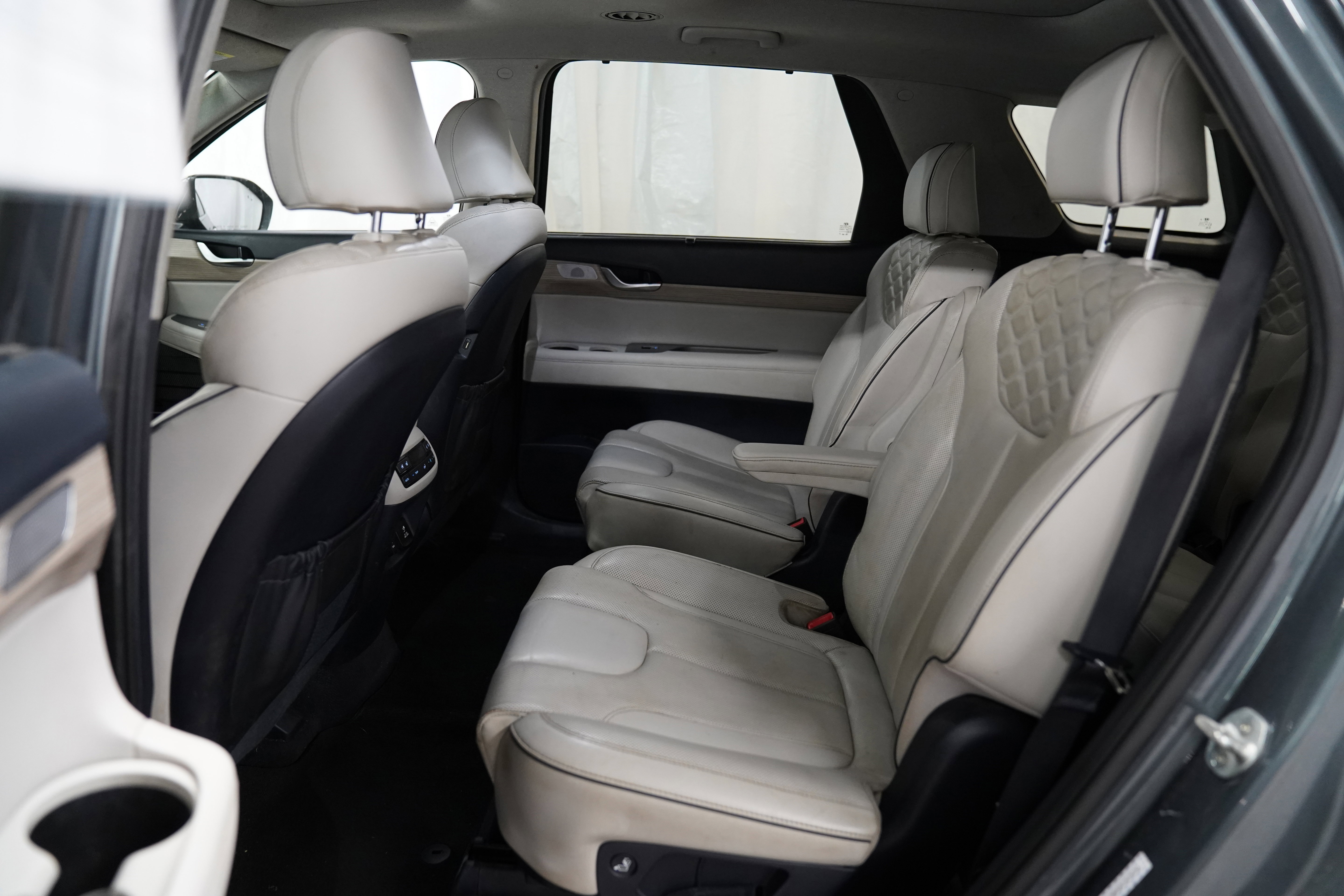 Used 2022 Hyundai Palisade Limited AWD/4WD image 5