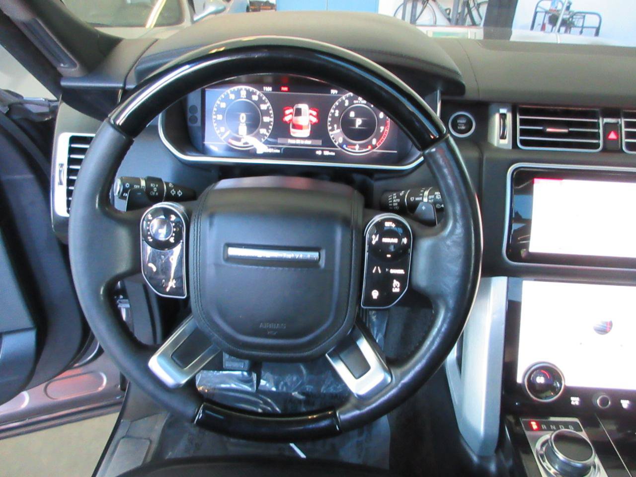 Used 2019 Land Rover Range Rover Supercharged AWD/4WD image 55