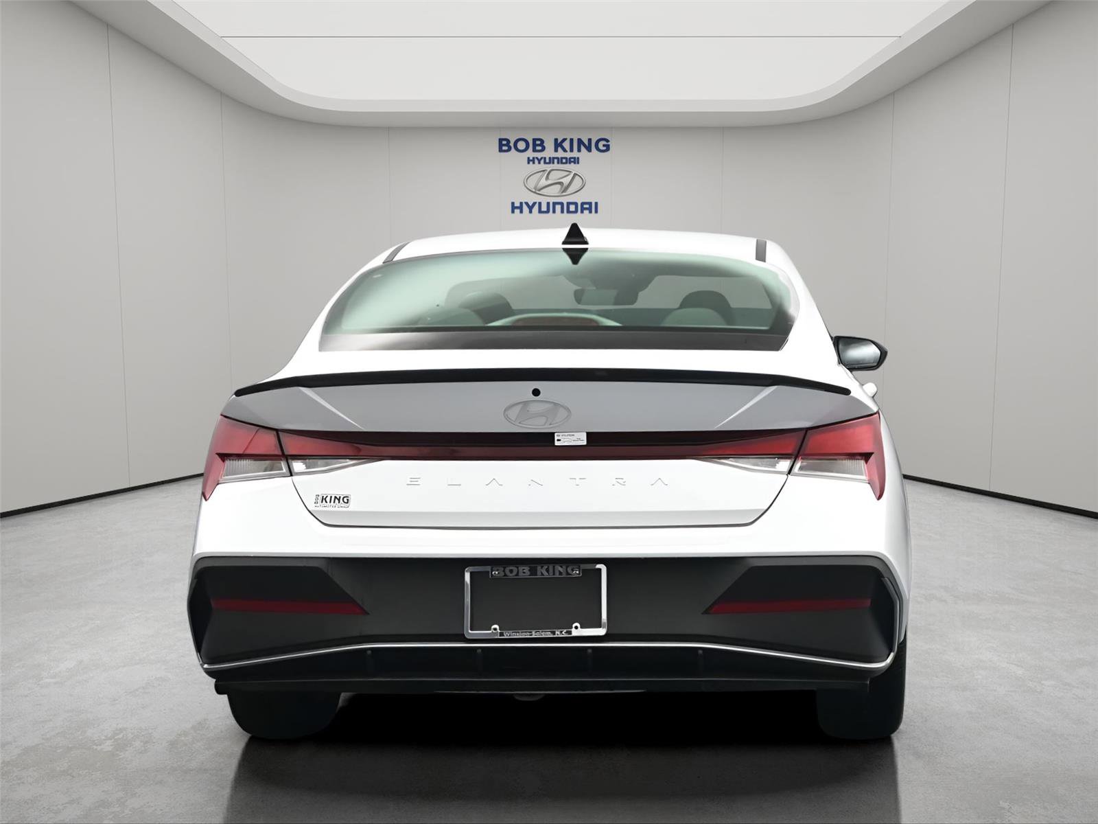 Certified 2025 Hyundai Elantra Sport image 15