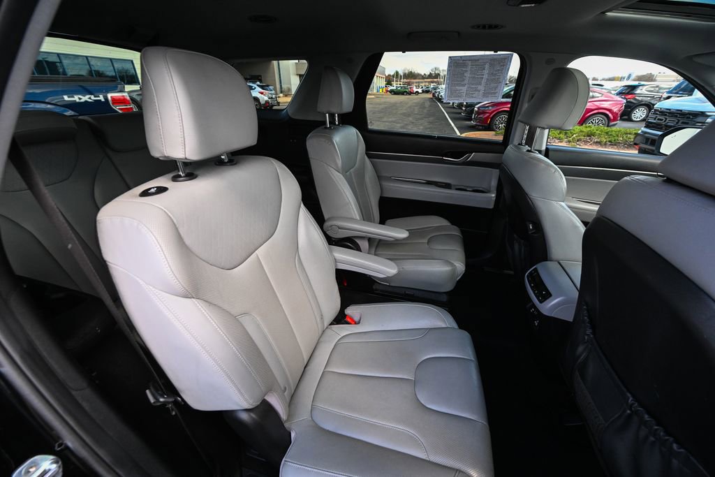 Used 2020 Hyundai Palisade SEL w/ Premium Package image 30