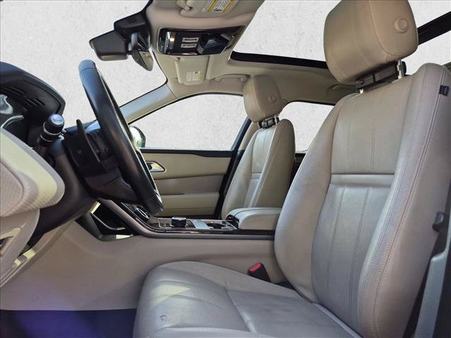 Used 2019 Land Rover Range Rover Velar S AWD/4WD image 21