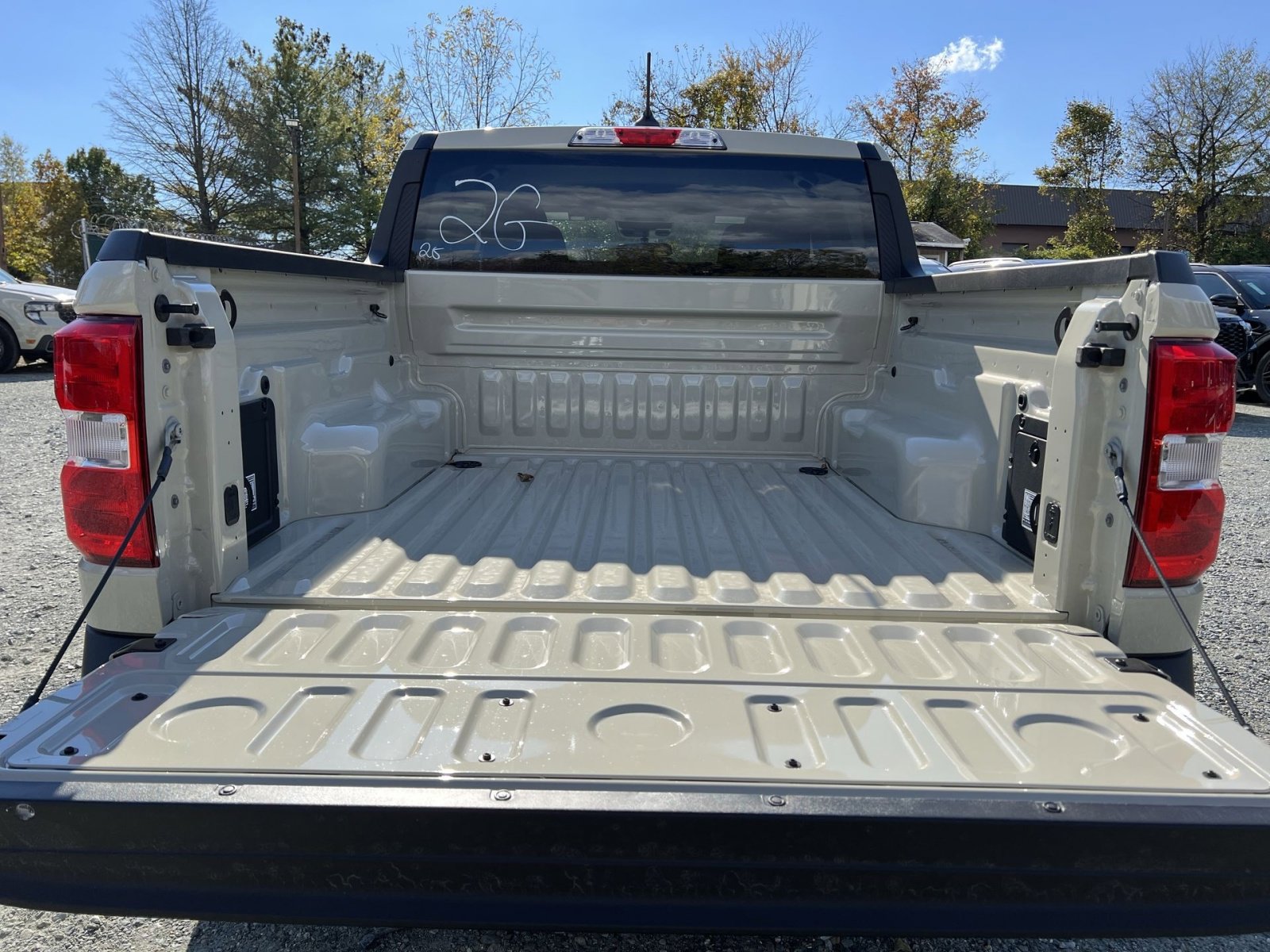 New 2025 Ford Maverick XLT image 24