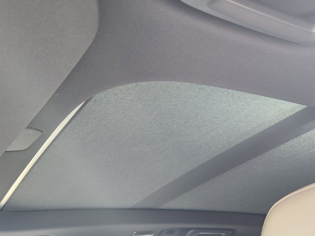 New 2026 Volvo XC90 T8 Plus w/ Protection Package Premier image 13