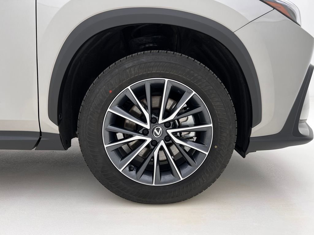 Used 2025 Lexus NX 350 AWD w/ Accessory Package (2T) image 32