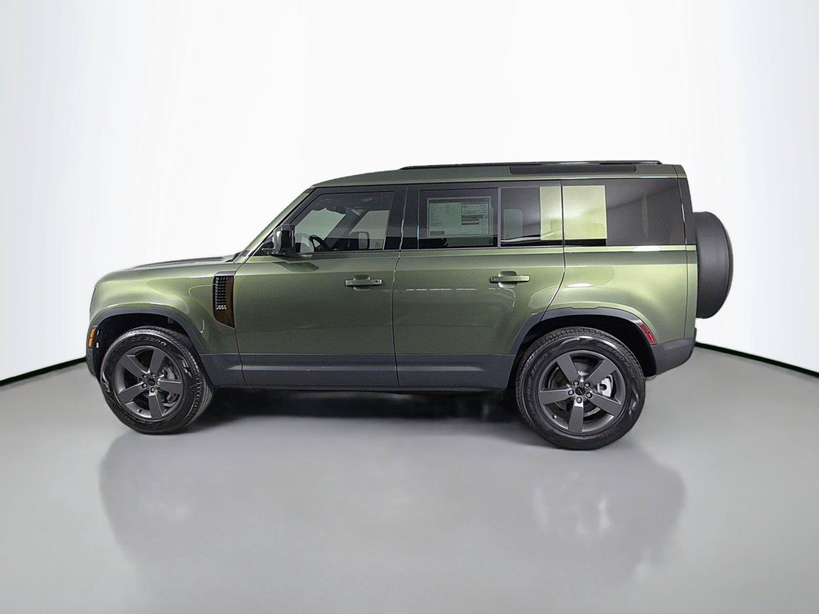 Certified 2026 Land Rover Defender 110 S AWD/4WD image 8