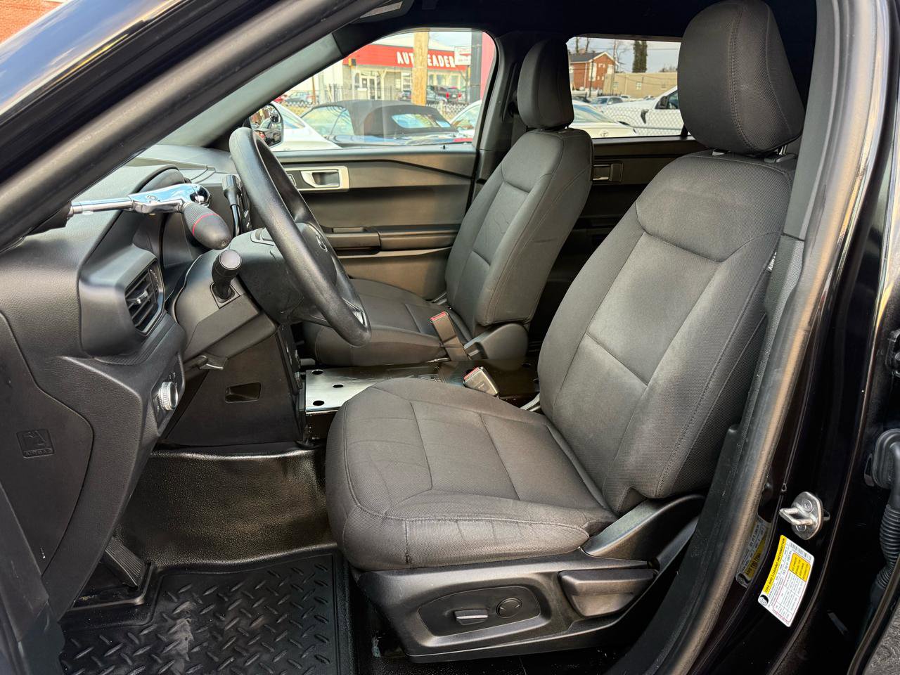 Used 2021 Ford Explorer 4WD Police Interceptor image 18