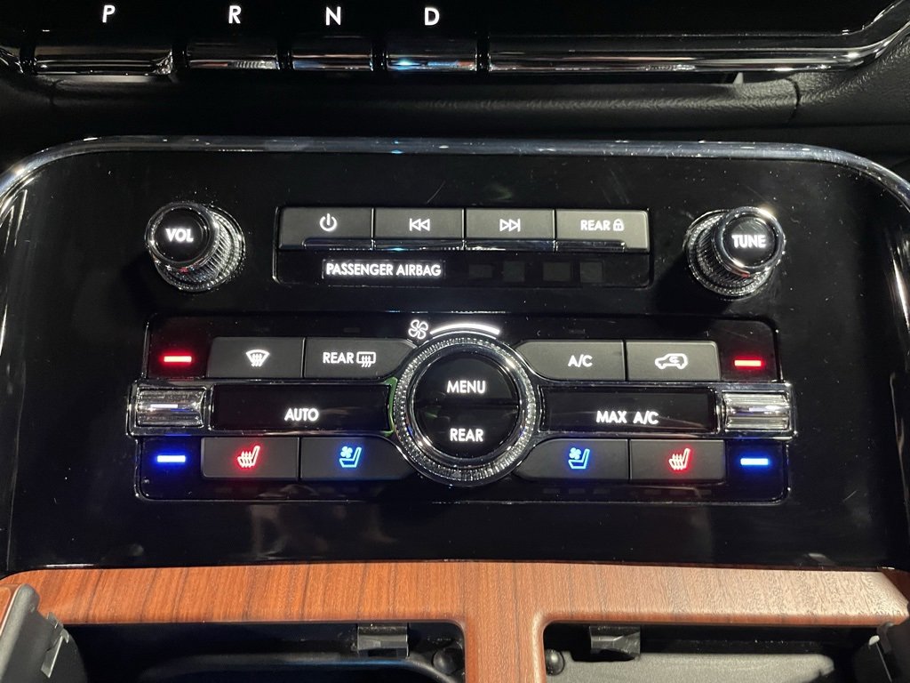 Used 2024 Lincoln Navigator Reserve image 40