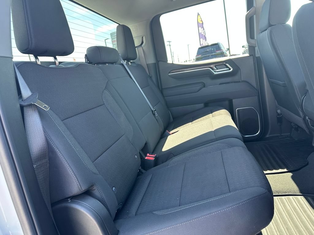 Used 2026 Chevrolet Silverado 1500 RST AWD/4WD image 15