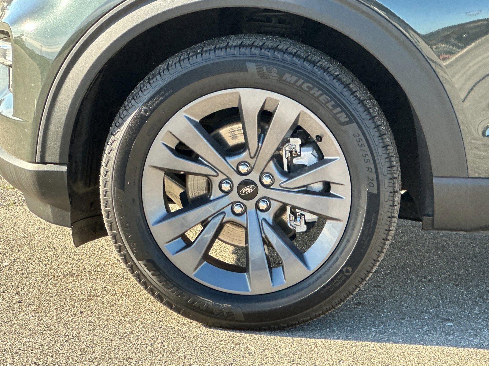 Certified 2022 Ford Explorer XLT w/ Equipment Group 202A image 28