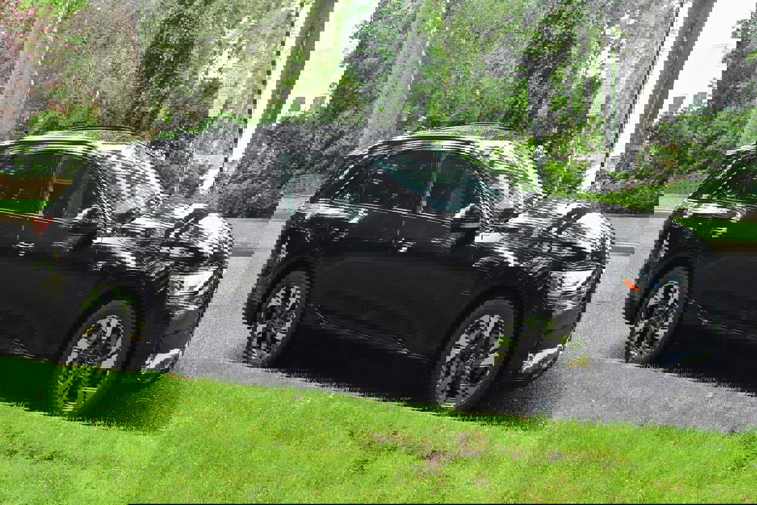 Used 2021 Audi e-tron Premium w/ Convenience Plus Package image 11