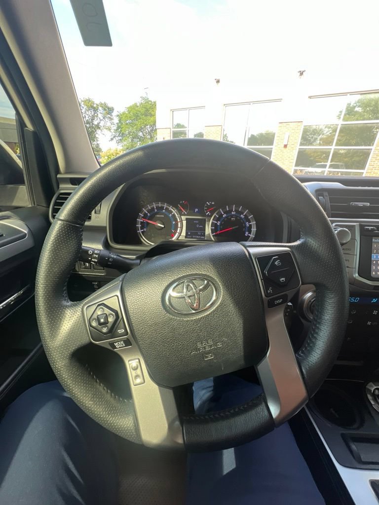 Used 2018 Toyota 4Runner Limited AWD/4WD image 9