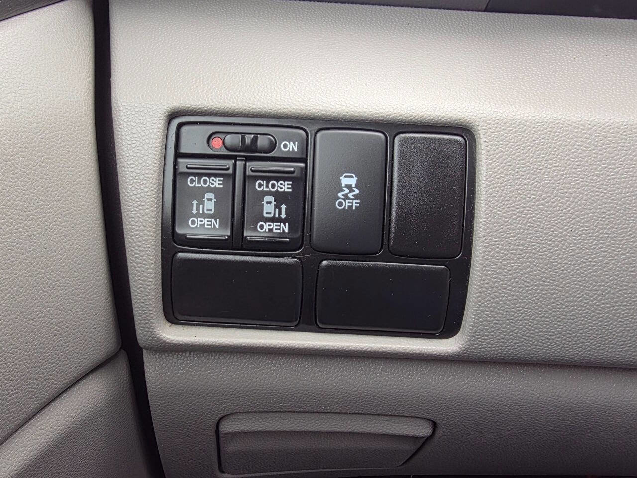 Used 2015 Honda Odyssey EX image 21